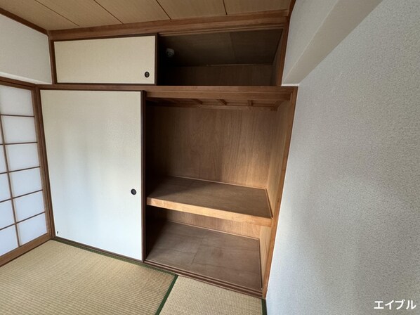 レジデンス高屋敷の物件内観写真